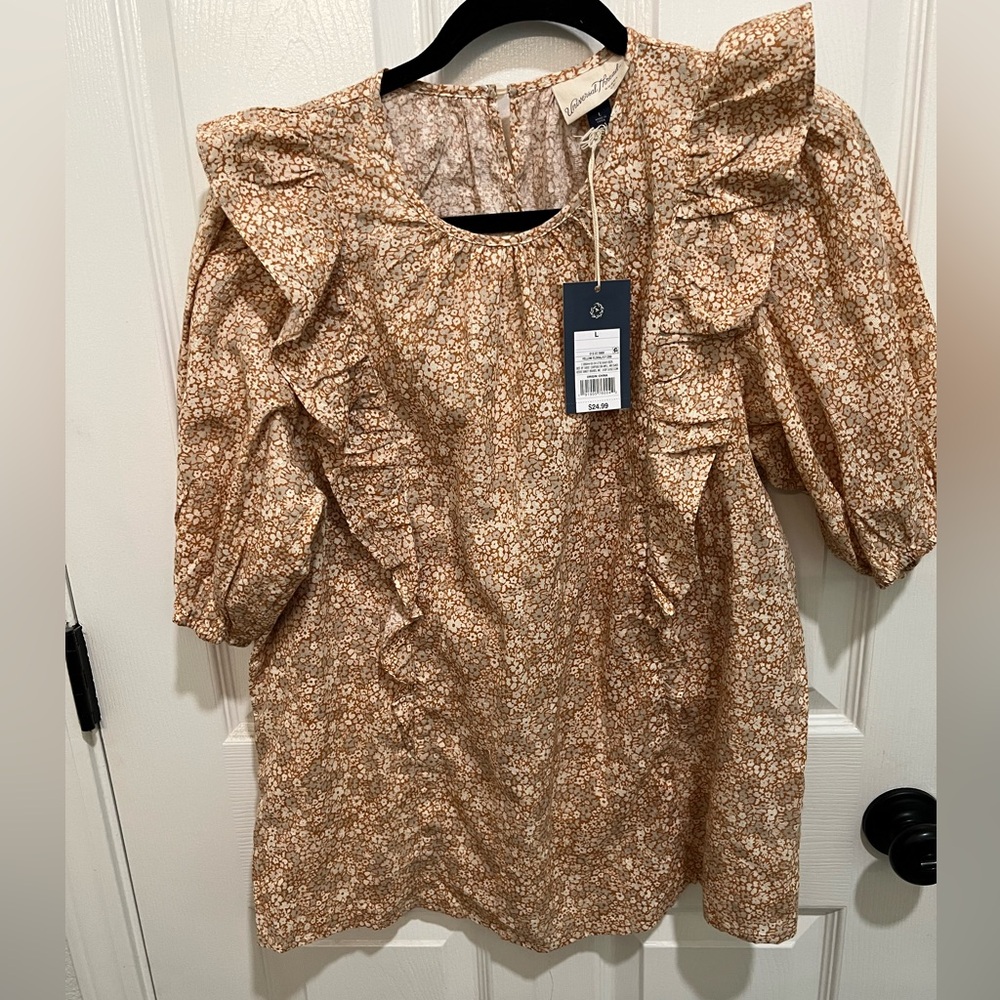 Universal Thread Top.
